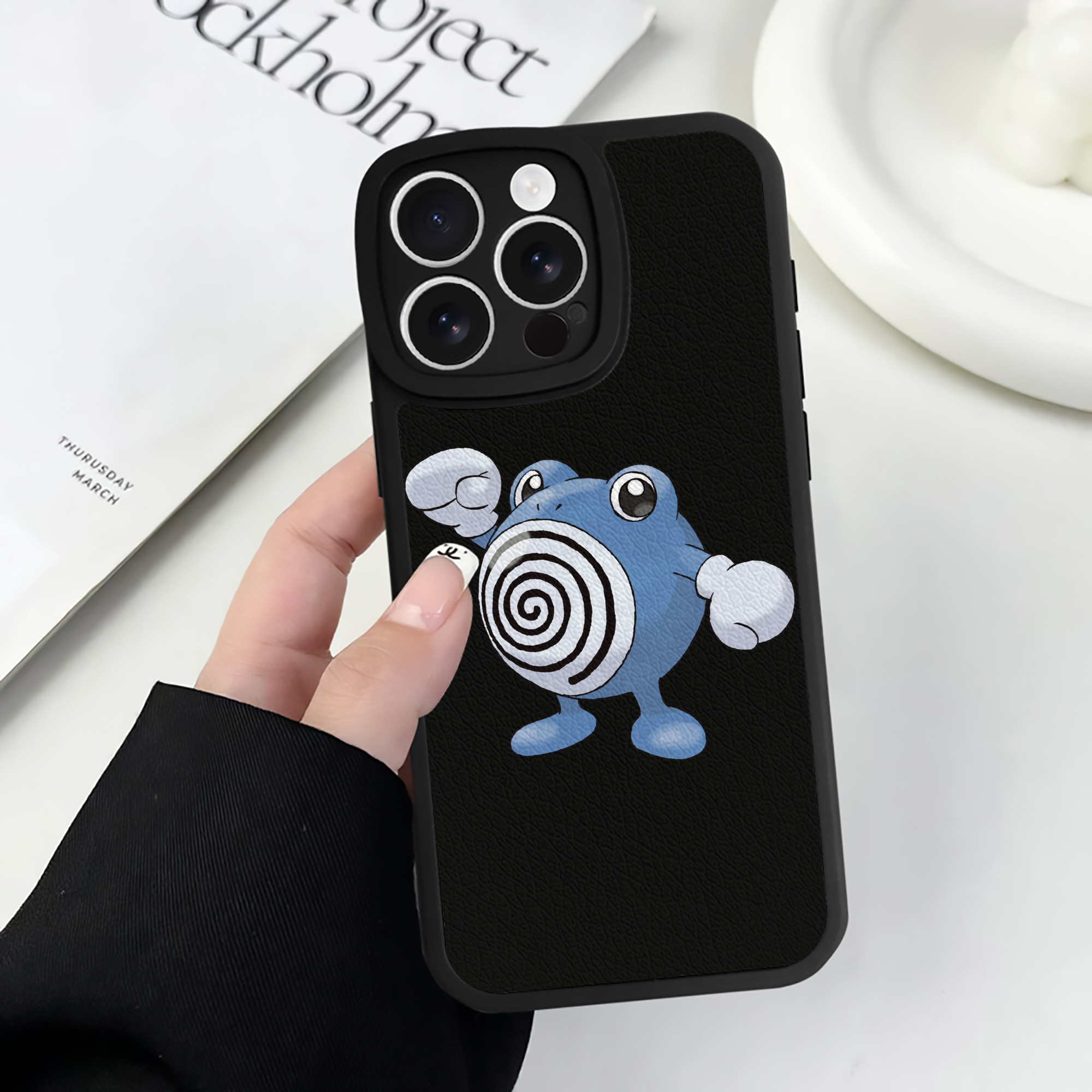 （画像用） ポケットモンスター Pokémon 【iPhone 16シリーズ対応】シリコンスマホケース（レザー調） 材質：シリコン